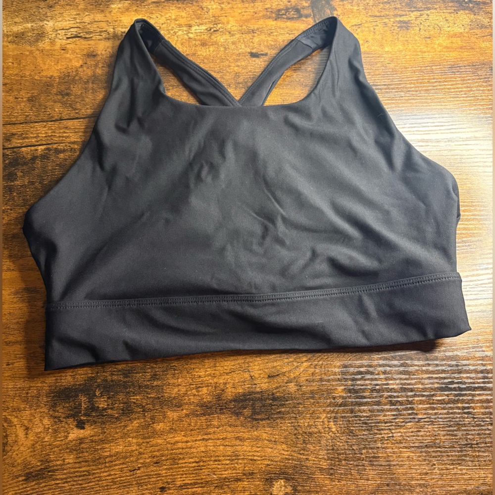 Fabletics No-Bounce High Impact Sports Bra Size Medium